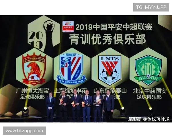 亚洲杯最佳新人表现稳健，新星崛起备受期待