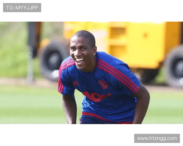 阿什利·扬战术适配性分析：近期表现稳健，多位置属性增强球队竞争力